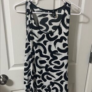 Black and White Patterned Razor Back Tank Top